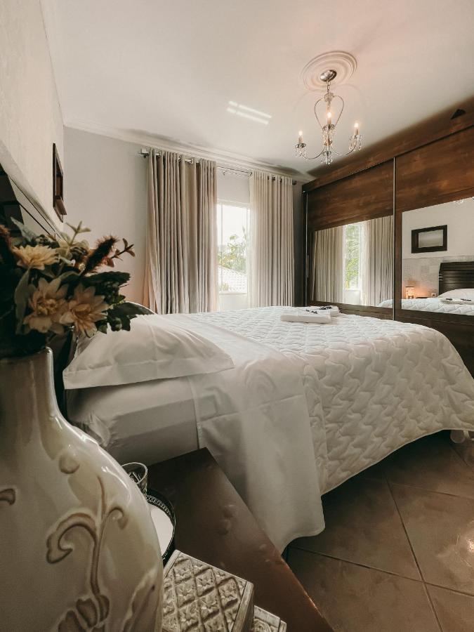 Casa Confortavel Em Local Tranquilo. Rodeio المظهر الخارجي الصورة